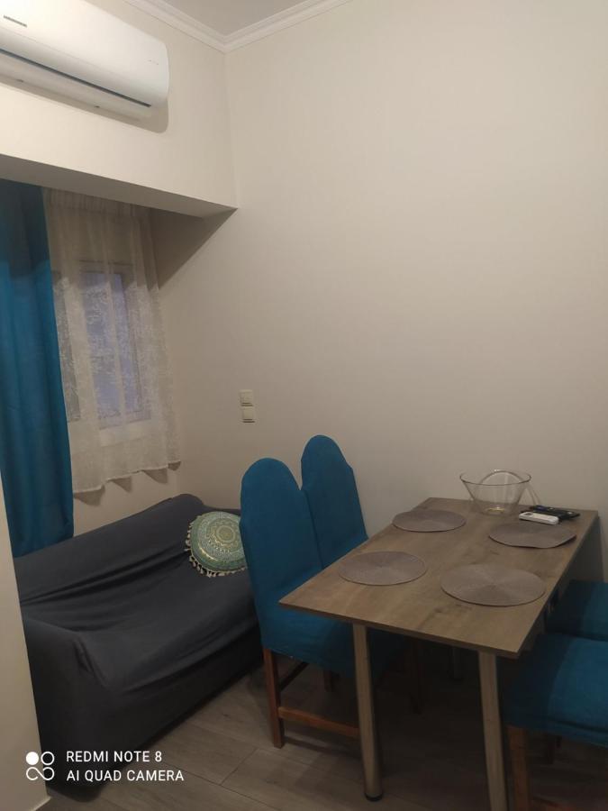 Appartamento Λουτράκι Κέντρο Esterno foto