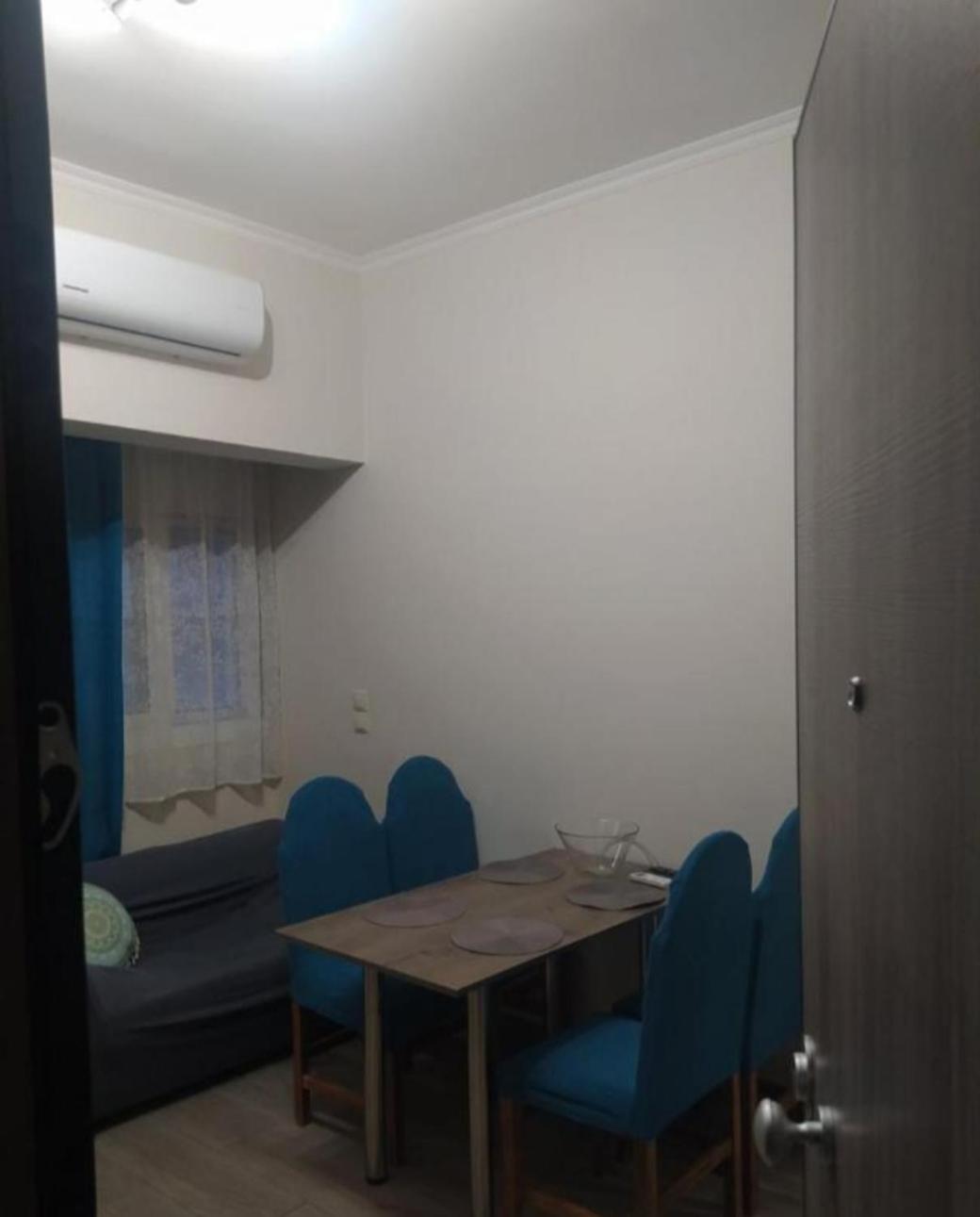 Appartamento Λουτράκι Κέντρο Esterno foto