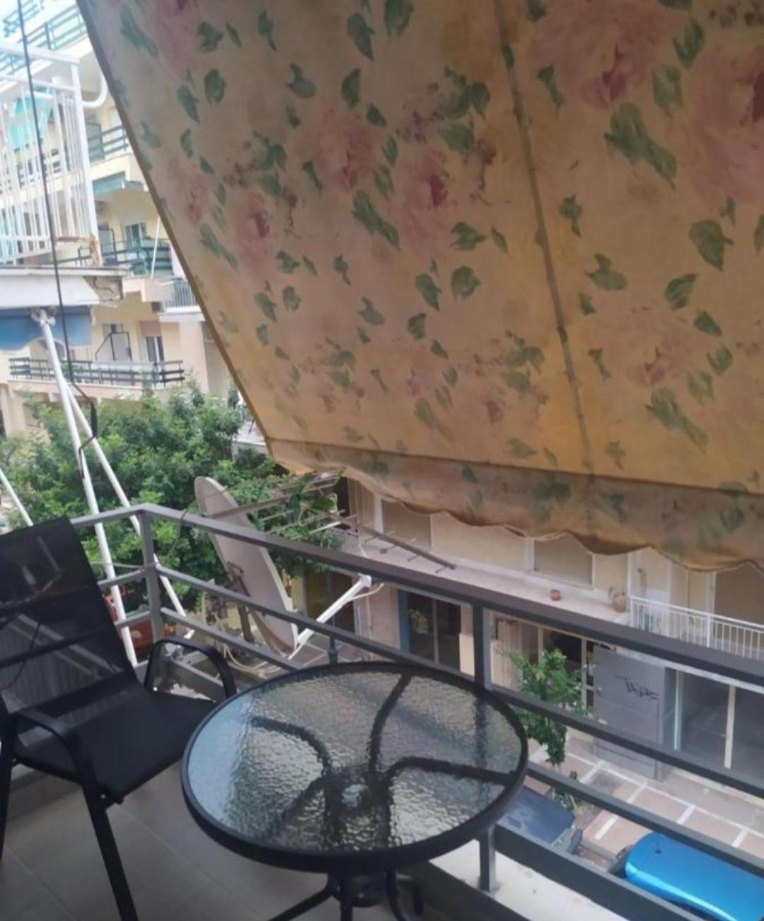 Appartamento Λουτράκι Κέντρο Esterno foto